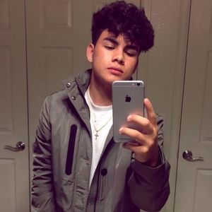 Meet your Posher, Jonathan